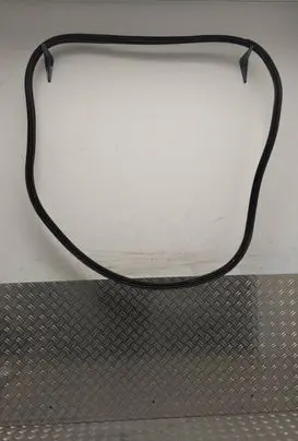 Toyota Urban Cruiser (XP110) Trunk rubber seal (body) 