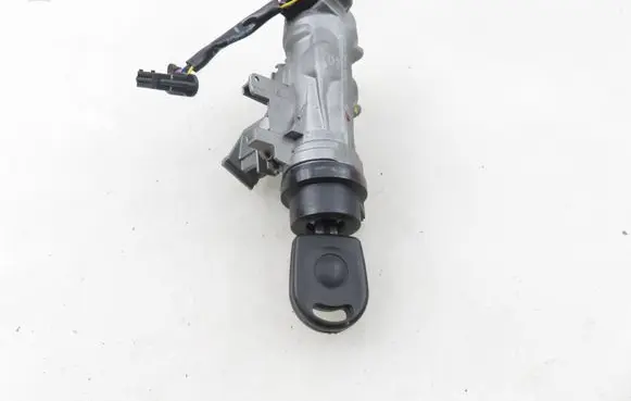 Volkswagen Golf V Ignition lock 1K0905851