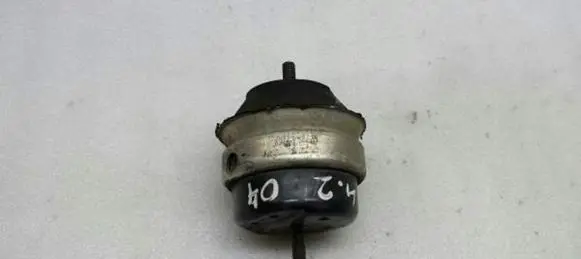 Jaguar S-Type Engine mount bracket C2C22659