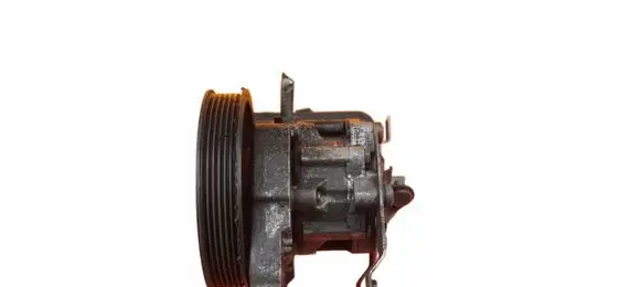 BMW X3 E83 Power steering pump 7692974548 13MB45