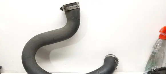 Peugeot 3008 II Intercooler hose/pipe 9675873480