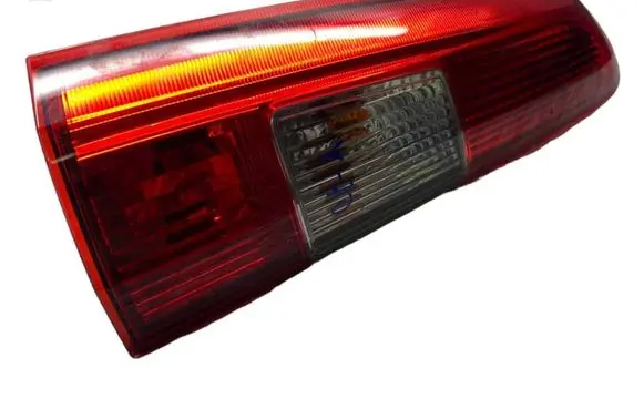 Volvo V70 Rear/tail lights 9154493