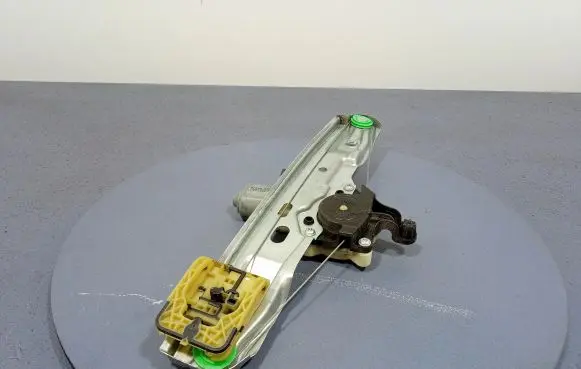 Ford Focus ST Rear door window regulator with motor BM51-A27001-BE
