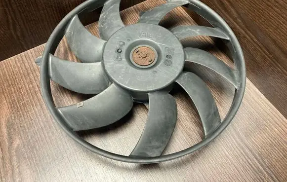 Volkswagen Crafter Electric radiator cooling fan 2E0959455A
