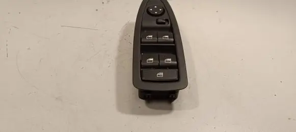 BMW 1 F20 F21 Electric window control switch 9208110