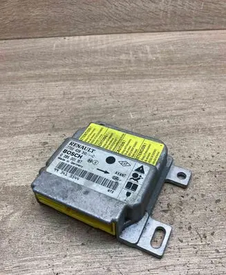 Renault Clio II Airbag control unit/module 7700428310 0285001157