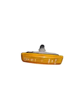 BMW 5 E39 Front fender indicator light 8360589