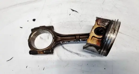Subaru B9 Tribeca Piston with connecting rod 