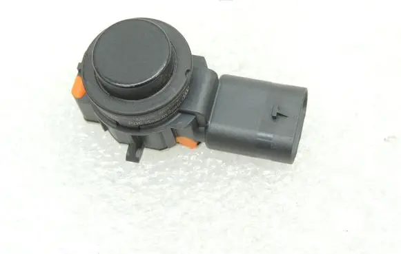 BMW 3 F30 F35 F31 Front parking sensor holder (PDC) 9261582 66209261582