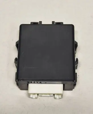 Lexus ES 250 - 300 - 330 Window wiper relay 8594033110 4230000021