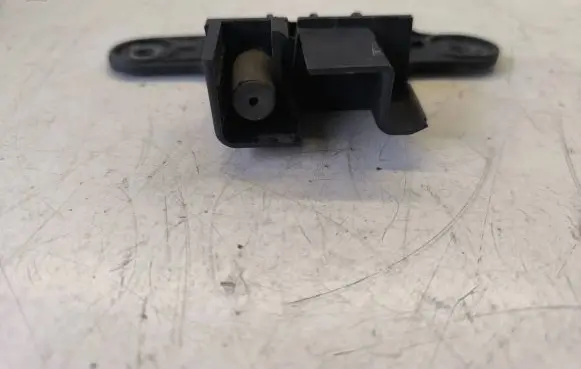Opel Vivaro Sliding door check strap stopper 777885484R 93451802