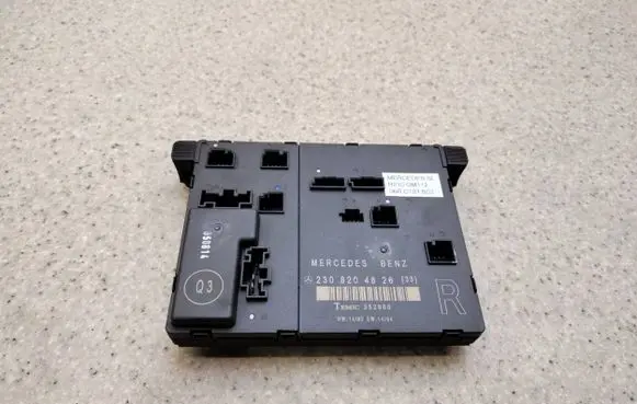 Mercedes-Benz SL R230 Door control unit/module 2308204826