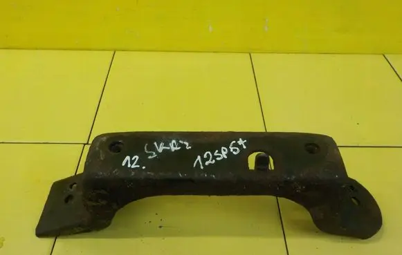 Ford Transit Gearbox mounting bracket 