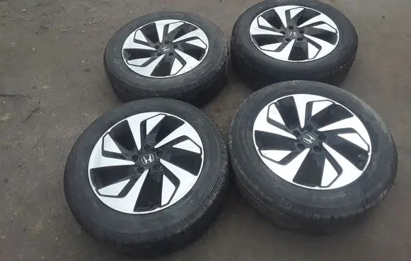 Honda CR-V R18 alloy rim 22560R18