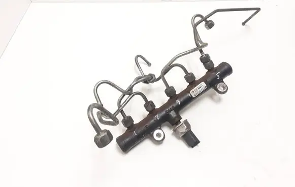 Volvo V50 Fuel main line pipe 9654726280 501703261104314600