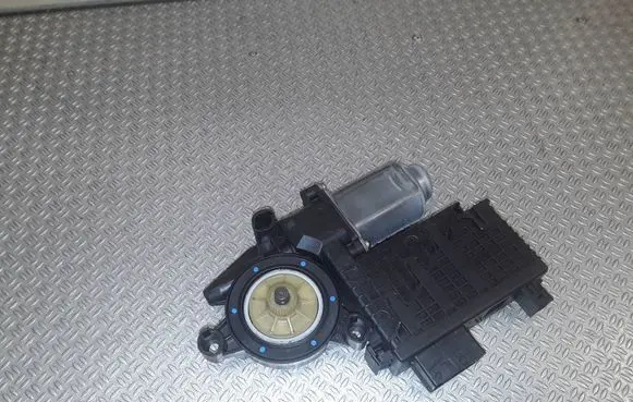 Citroen C4 I Picasso Front door window regulator motor 