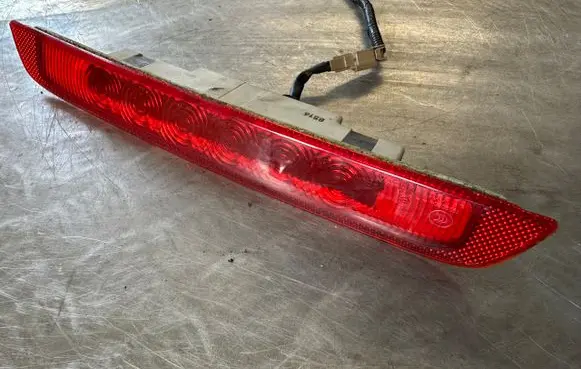 Renault Koleos I Third/center stoplight 26590JY00A