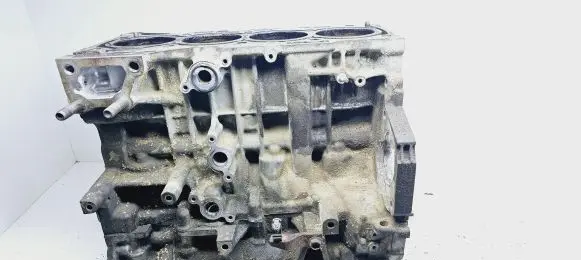Toyota Corolla Verso AR10 Engine block 2AD