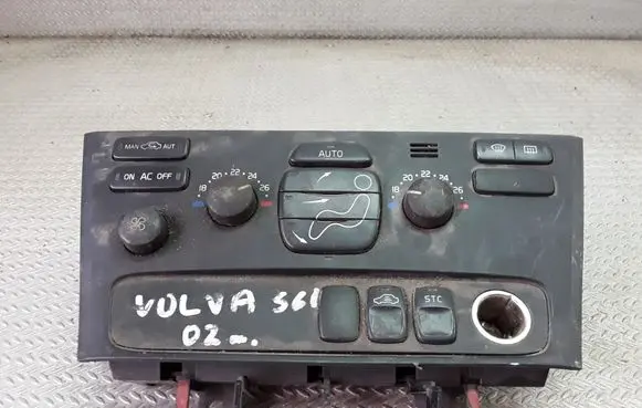 Volvo S60 Climate control unit 8691876