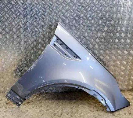Land Rover Discovery 5 Fender LR080199
