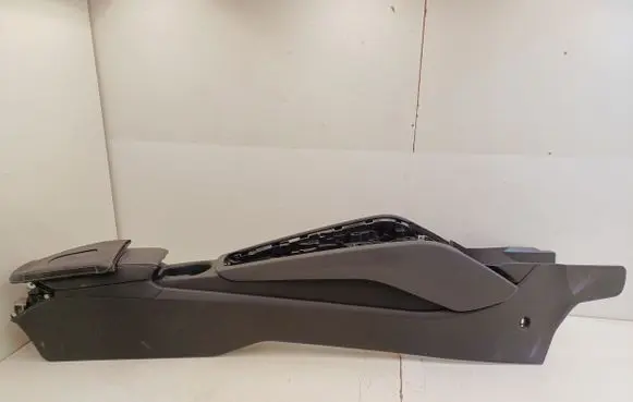 Audi TT TTS RS Mk3 8S Center console 8S2863241A 8S2863242