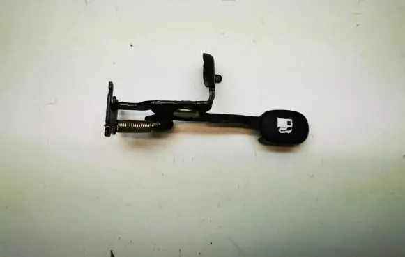 KIA Sportage Fuel cap release pull handle 