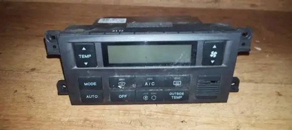 Hyundai Elantra Climate control unit 972502dxxx x04