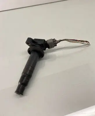 Toyota Avensis T250 High voltage ignition coil 9008019019