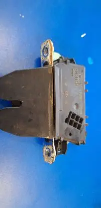 Opel Zafira B Tailgate/trunk/boot lock/catch/latch 131495058724