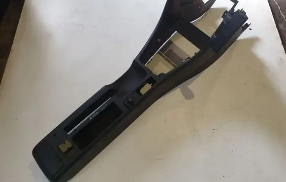 Audi A4 S4 B6 8E 8H Center console 