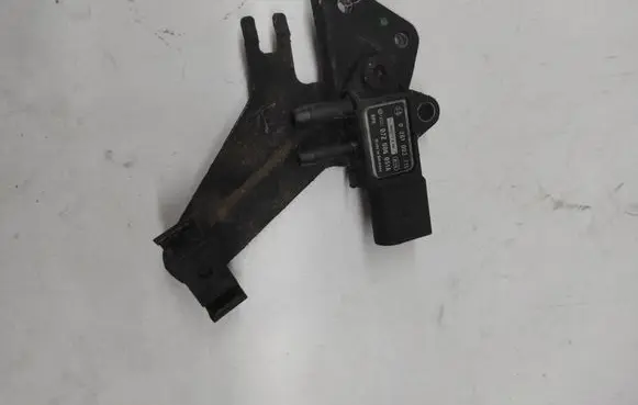 Audi A4 S4 B7 8E 8H Exhaust gas pressure sensor 0281002711 07Z906051A