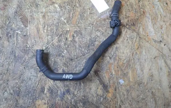 Jaguar XJ X351 Engine coolant pipe/hose W938C481AA