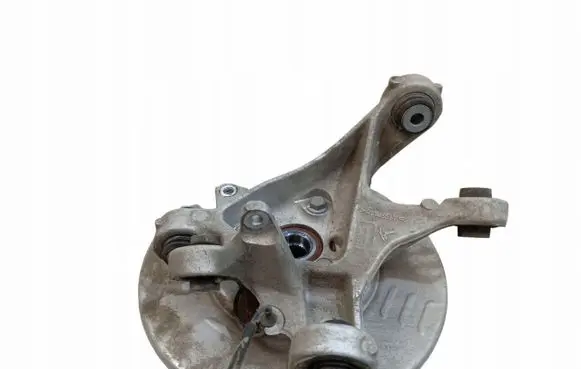 Tesla Model S Rear wheel hub 1044416-00-G