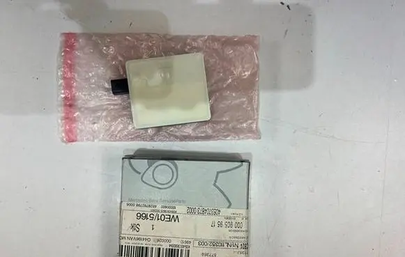 Mercedes-Benz C W206 Distronic sensor radar A0009059517 A0009025388