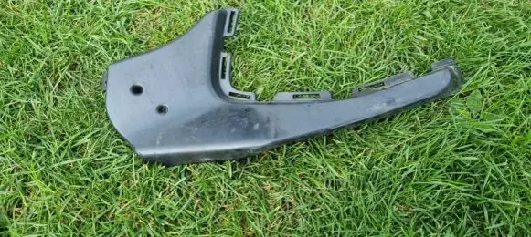 Audi A6 S6 C8 4K Front bumper mounting bracket 4K0807097 21055