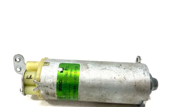 Volvo XC60 Seat adjustment motor 198392104 198392 0130002530