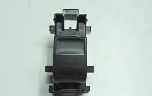 Toyota Urban Cruiser (XP110) Quarter vent window switch 829-2e9N