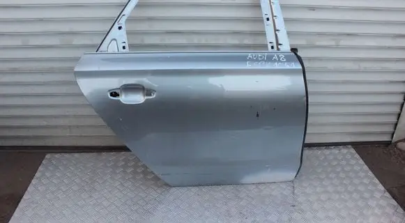 Audi A8 S8 D4 4H Rear door 4H0833312