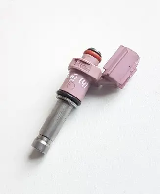 Lexus GS 300 350 430 450H Fuel injector 2325031070