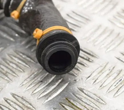 Volvo V40 Air intake hose/pipe AV616C784AF