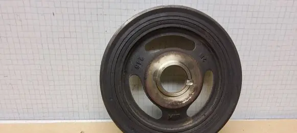 Citroen C5 Crankshaft pulley E110124A