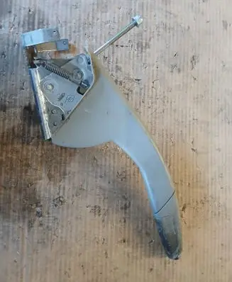 Renault Zoe Hand brake release handle 360103367R 040313