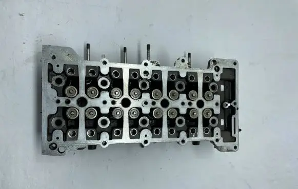 Opel Insignia A Engine head 55576915