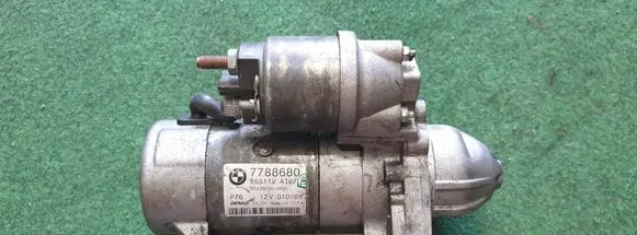 BMW 5 E60 E61 Starter motor 7788680