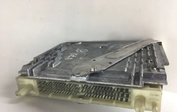 Volvo S70 V70 V70 XC Engine control unit/module P01270297 1T28S3168 0281001592