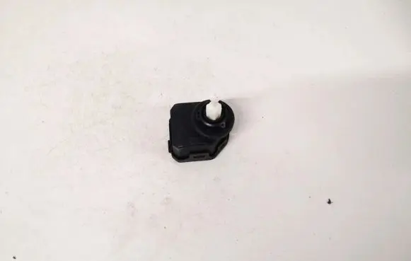 Volkswagen Bora Headlight level adjustment motor 1j0941295c