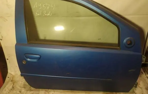 Fiat Punto (188) Front door melynos