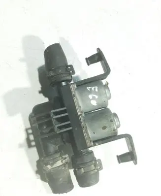 BMW 5 E60 E61 Coolant heater control valve 