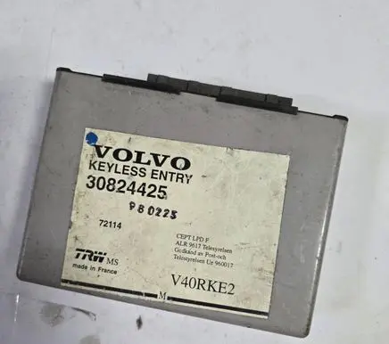 Volvo S40, V40 Other control units/modules 30824425 72114 980223