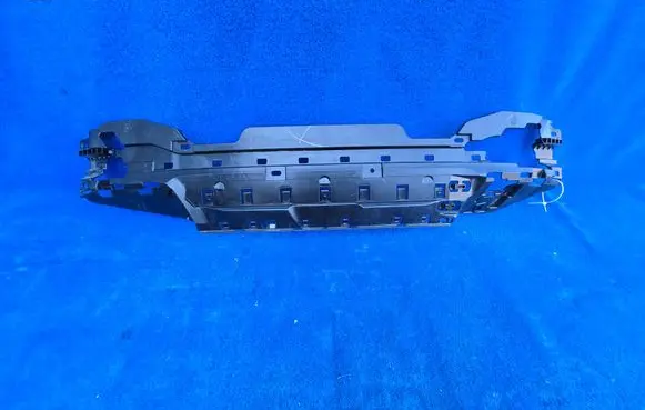 BMW i4 Rear bumper mounting bracket 8096508